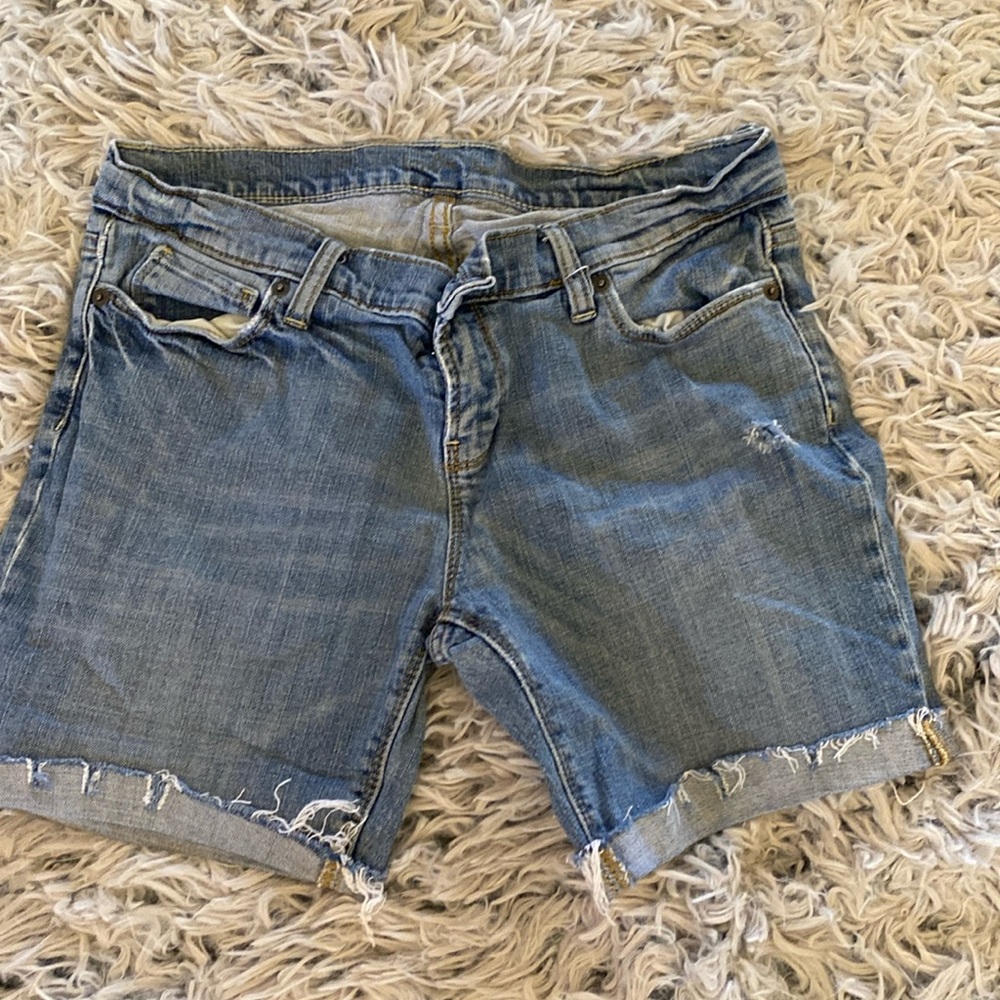 London Jeans distressed denim cutoffs - size 6 like new !